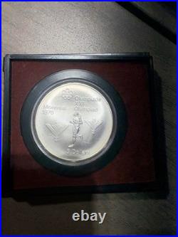 1975 CANADA Queen Elizabeth II Olympics Marathon Athlete Silver $5 Coin i83094