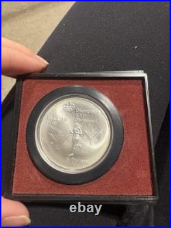 1975 CANADA Queen Elizabeth II Olympics Marathon Athlete Silver $5 Coin i83094