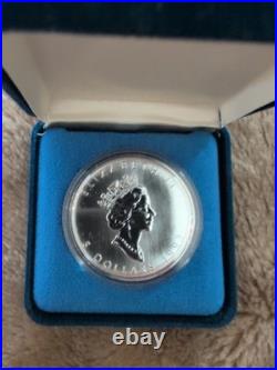 1993 Canada Maple Leaf. 9999 Silver 1 oz $5 Coin With Box