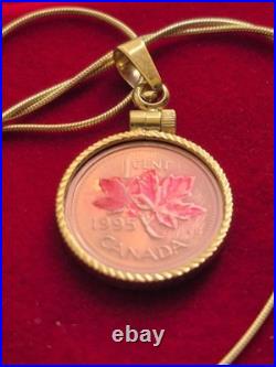 1995 Canada Maple Leaf Copper Coin Pendant & 18 Gold Over Sterling Silver Chain