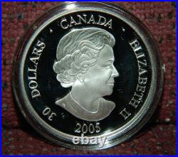 2005 Canada $30 Welcome Figure (dzunuk'wa) Totem Pole 1oz Silver Coin & Box