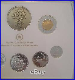 2007 Canada Wedding Gift Set Proof Coins with Scarce Sterling Silver Loonie