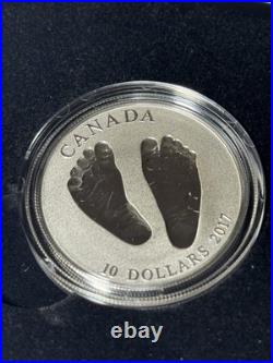 2017 Canada $10 Welcome to the World Baby Feet Pure Silver Coin Rare Date