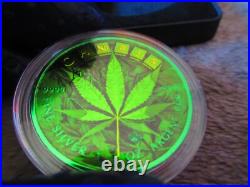2022 MAPLE CANNABIS CYBER GREEN Colorized 1 oz Silver Coin $5 Canada