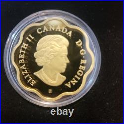 Cdn 2021 Silver $20 Gold plated, Scalloped Edge Coin in Wooden Box Cdn 2021 Silver $20 Gold plated, Scalloped Edge Coin in Wooden Box