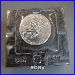 One, 1 Ounce Sealed RCM Silver Maple Coin 1989 Excellent, Mint Sealed BU Grade