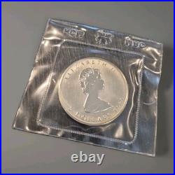 One, 1 Ounce Sealed RCM Silver Maple Coin 1989 Excellent, Mint Sealed BU Grade