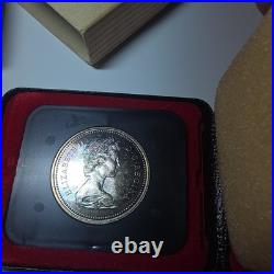 Silver Dollar Canada Lot Of 3 coins 1971 (2) and 1973 Total of 1.125 oz silver