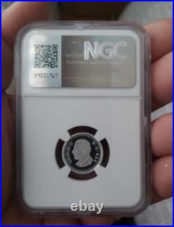 ULTRA CAMEO TOP POP CANADA 2024 10 cents coin. 9999% SILVER NGC PF-70 Fantastic ULTRA CAMEO TOP POP CANADA 2024 10 cents coin. 9999% SILVER NGC PF-70 Fantastic